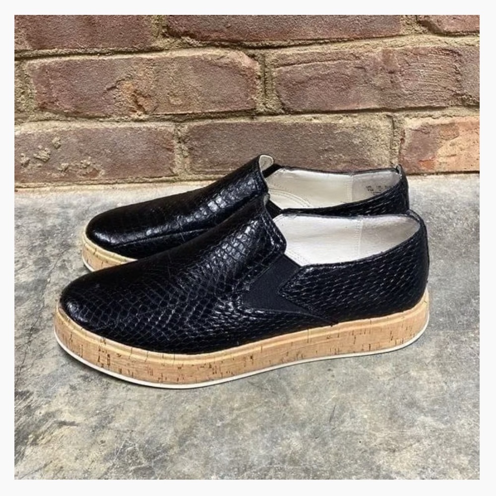 Sarto Black Textured Loafers with Cork Sole Size 6.5